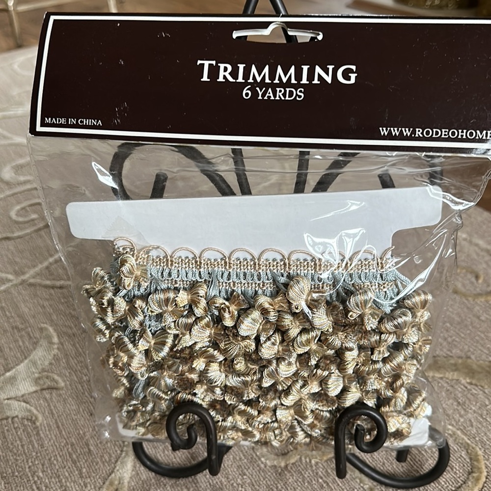 BRAND NEW Rodeo Home Charm Bluebell Trim